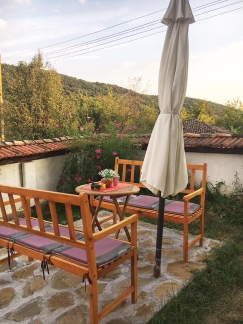 Guest House Yana Tarkaseni Kültér fotó